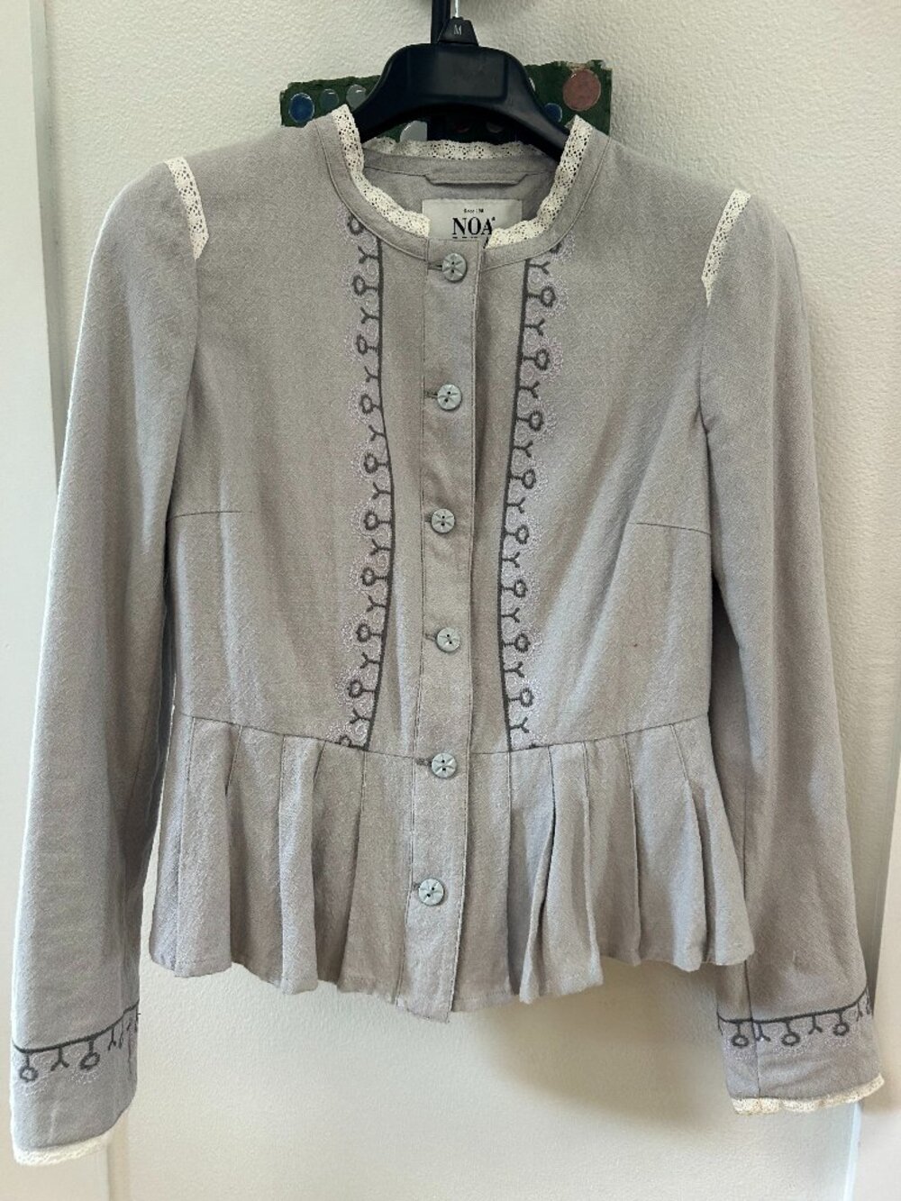 NOA NOA light gray cotton jacket with delicate white lace trim and embroidery
